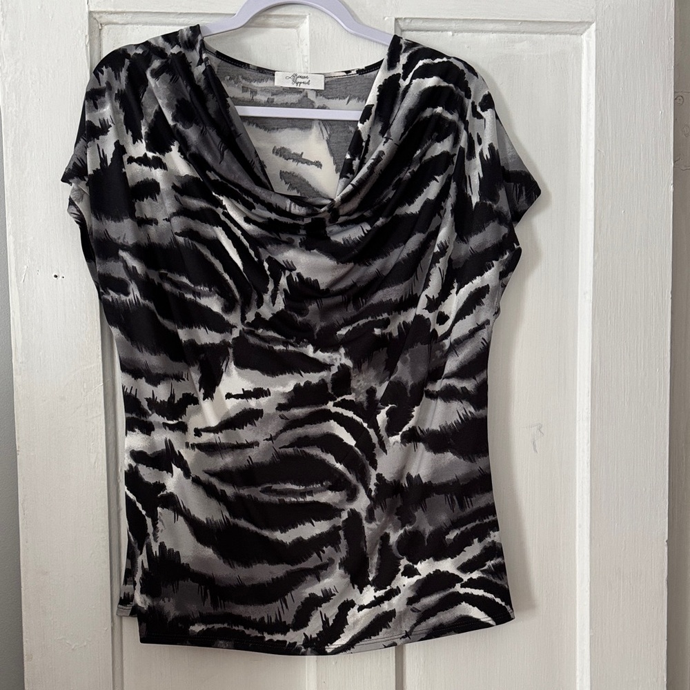 Elegant Zebra Print Women's Blouse